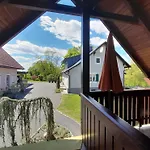 Karin Am Seggauberg Apartment