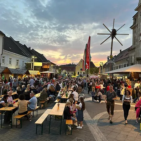 Karin Am Seggauberg * Лейбниц