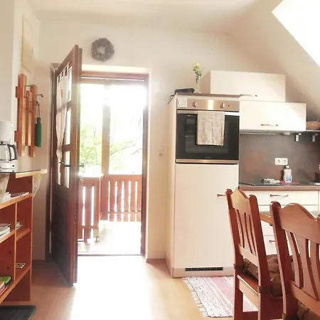 Karin Am Seggauberg Apartman *