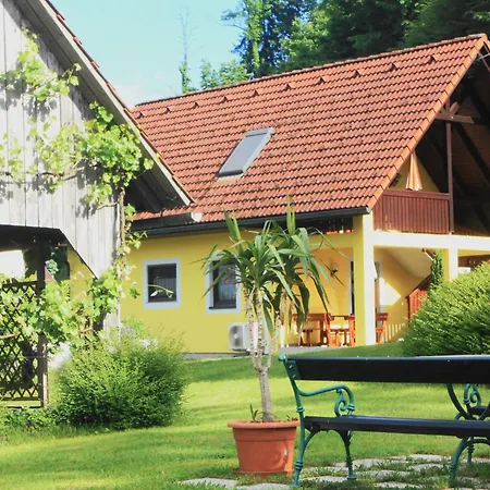 Karin Am Seggauberg * Leibnitz