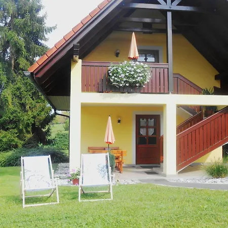 Karin Am Seggauberg Апартаменты *